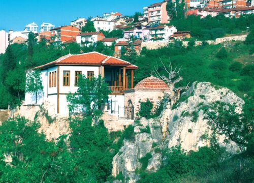 Bilecik’te Bulunan Gezilebilecek Türbeler