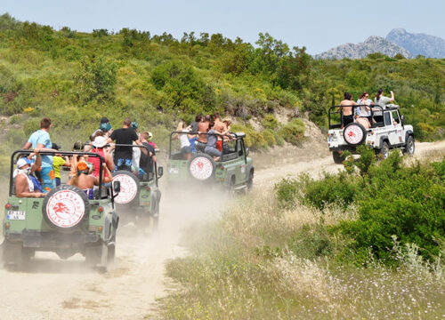 Antalya’da Jeep Safari Turları